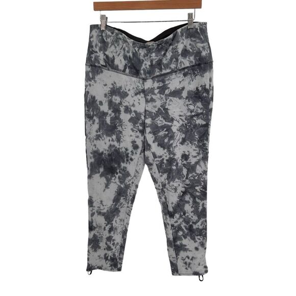 Chico's Zenergy So Slimming Supima Cotton Cloud Print Leggings gray size large - Picture 4 of 11